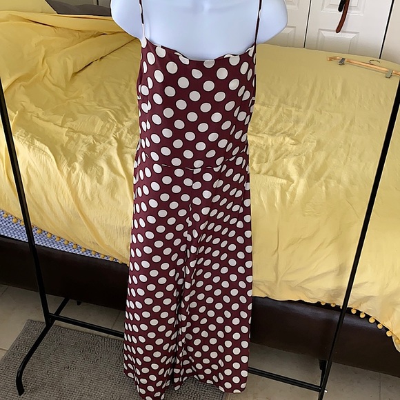 White polkadot romper with open tie back - Picture 4 of 16